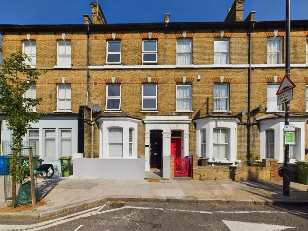 Luxury 4-Bedroom Modern Flat In Central London Steps From Station, Sleeps 9 In Style! חדר תמונה